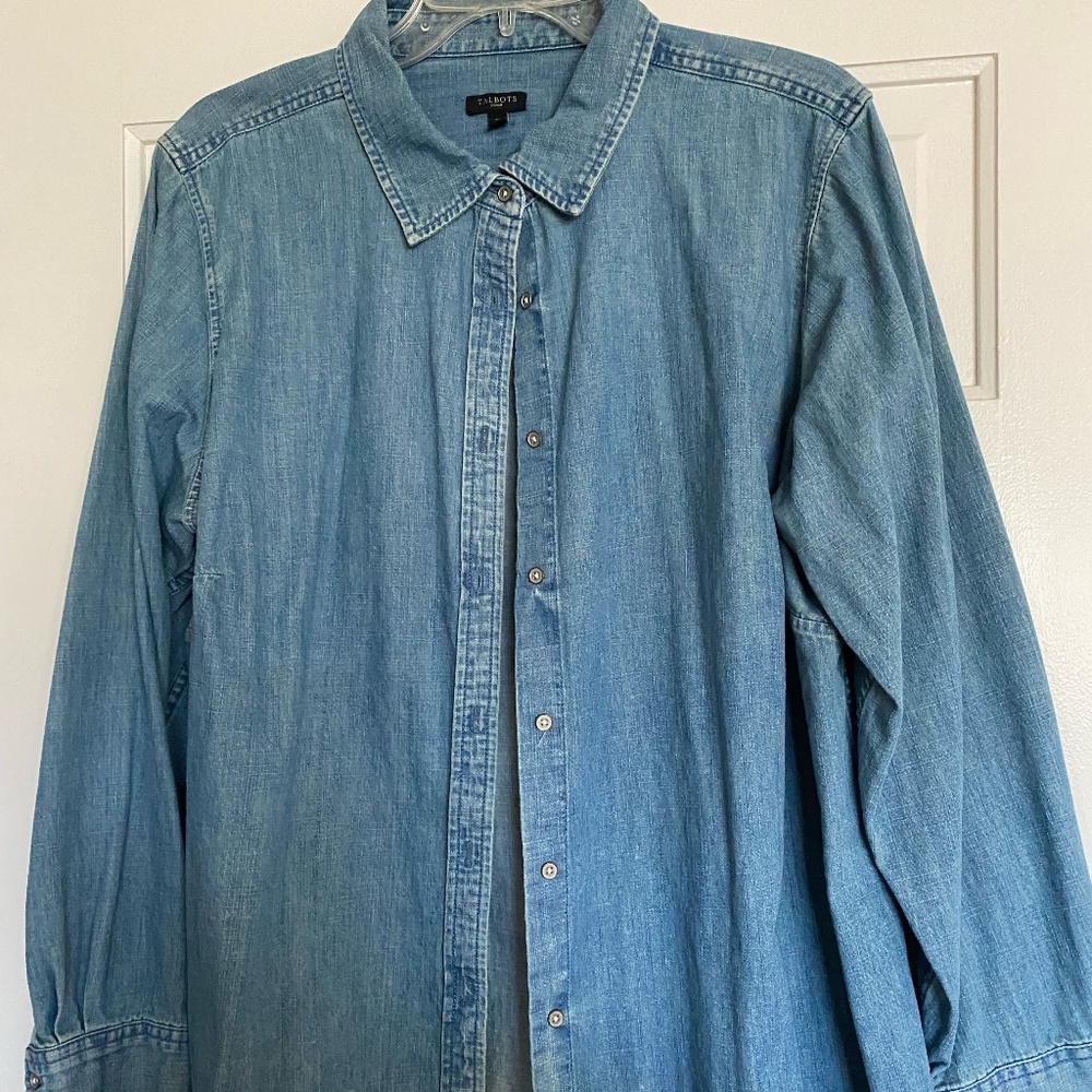 Talbots Woman's size 2x Denim Shirt